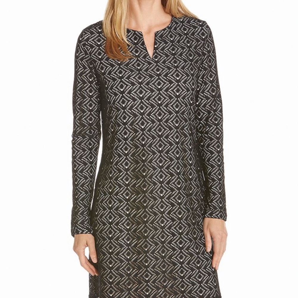 Coolibar Black and White Geometric Long Sleeve Dress